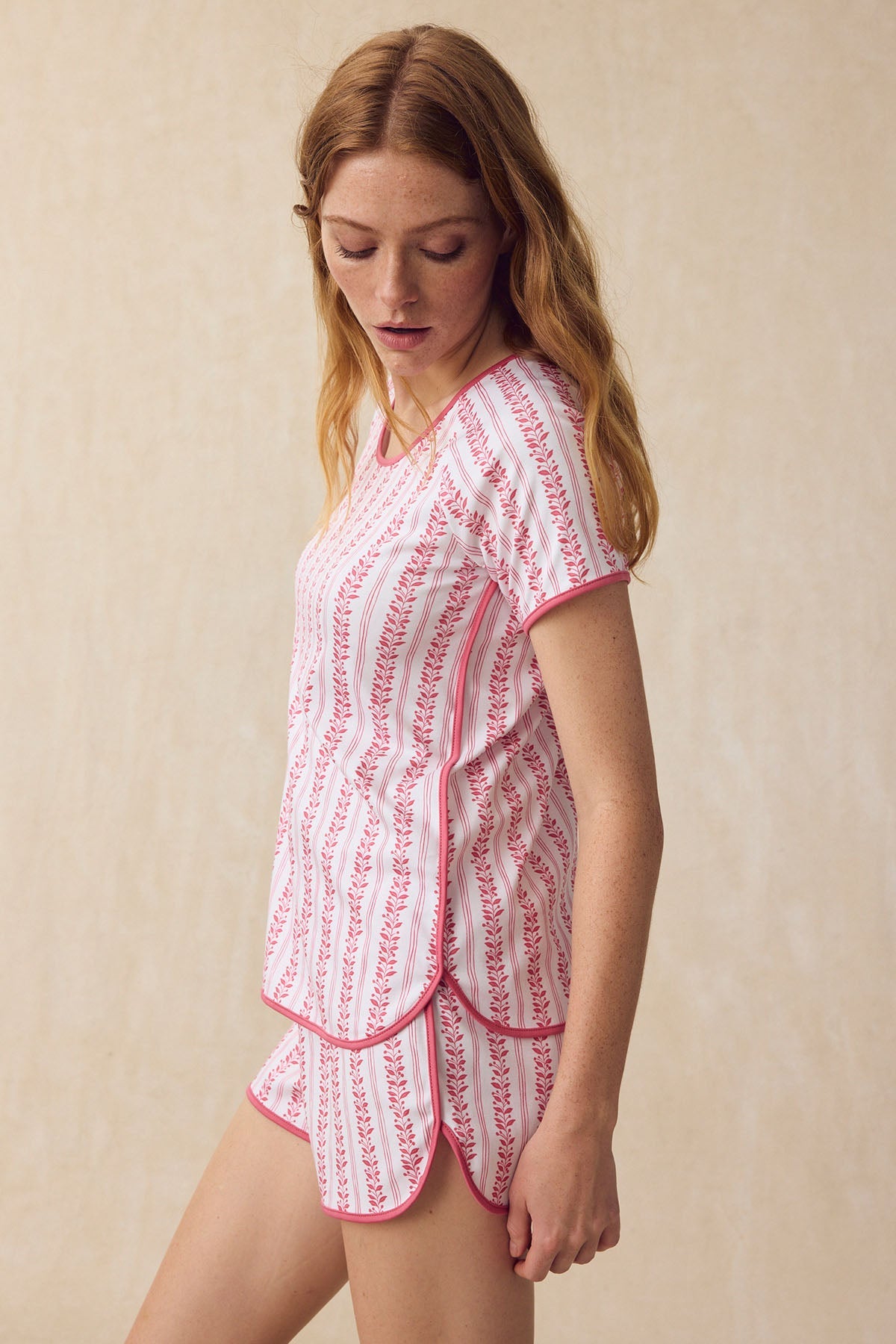 Pima Shorts Set in Winterberry Jasmine Vine