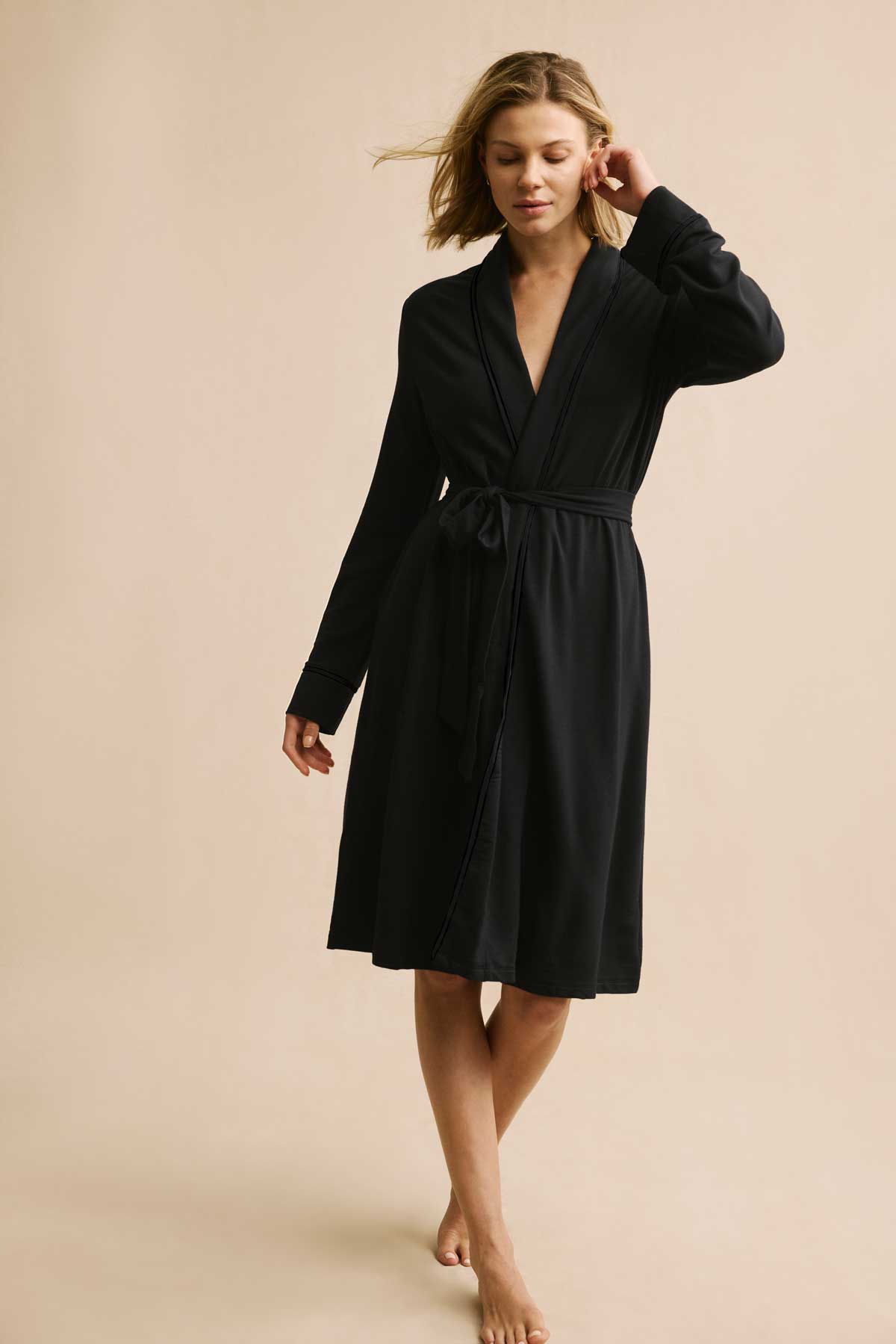 Relax Robe in Black
